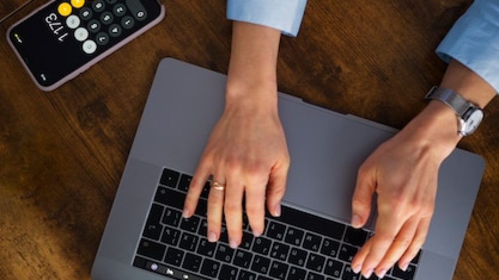 Facturation électronique : comprendre le rôle d’une plateforme de dématérialisation partenaire