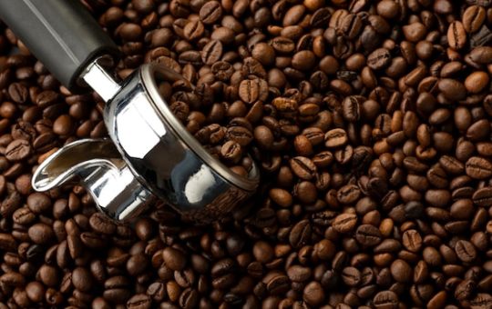 Profitez du meilleur du café : l’artisanat du torréfacteur suisse à votre service